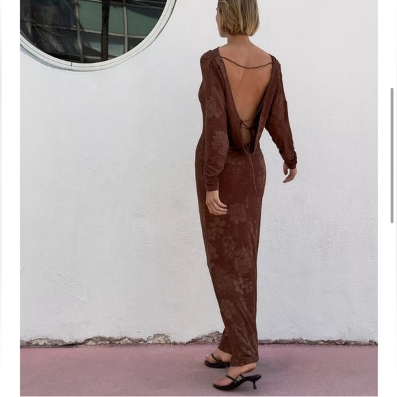 ZARA Maxi Dress Open Back Jacquard Floral Long Brown Stretch - Picture 3 of 6